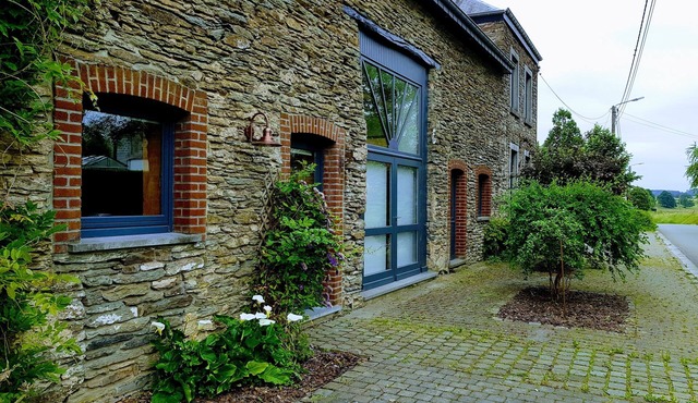 Espace Cosmos - An original disco gîte .