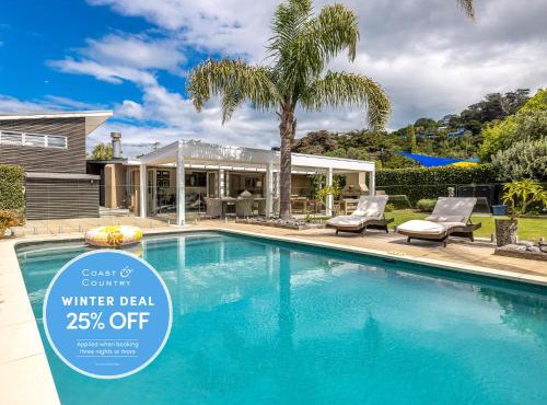 Esplanade Pool House - Coast and Country