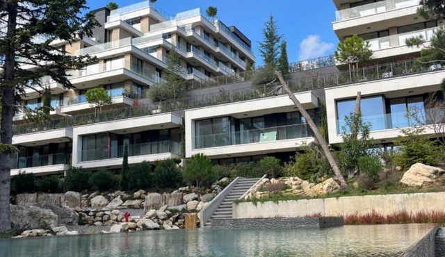 EXCLUSIVE Suites in AZUR Panorama