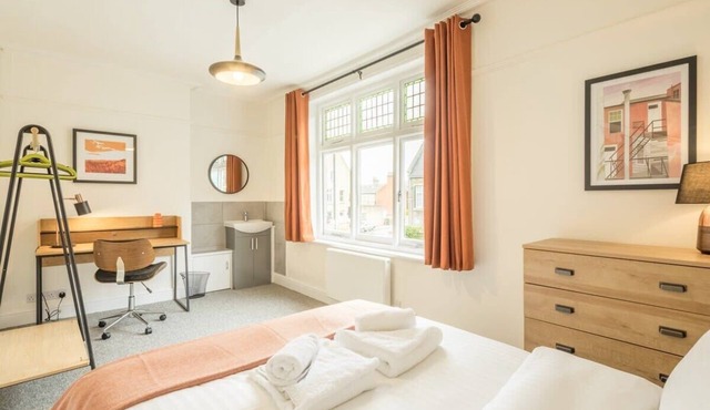 Fabulous Large Apartment for 7 - CENTRAL Cambridge