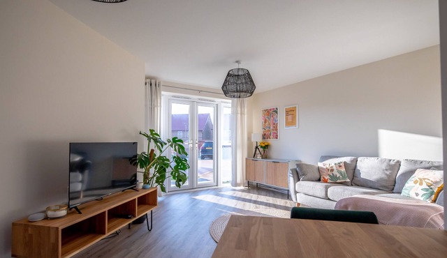 Fairfields 2 Bedroom Home Free parking