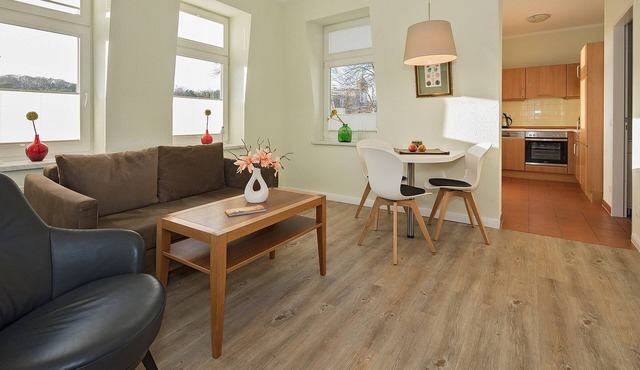 Ferienwohnung mit Großem Balkon in Sonniger Süd-west-lage - nur 100 m zum Strand