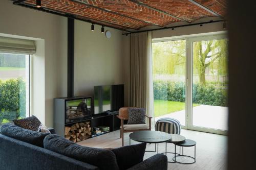 Ferme de Pétrieux - Gîte PMR "Le Saule" avec piscine et wellness