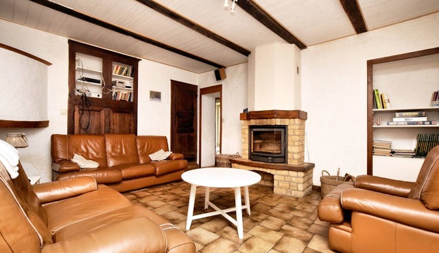 Fine group house with sauna garden