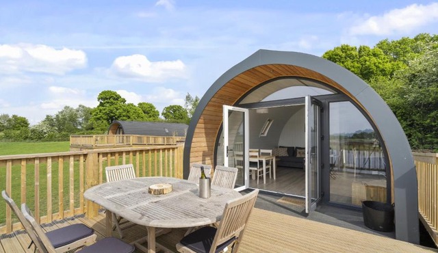 Finest Retreats - The Chicken Coop