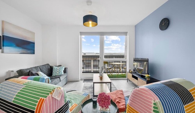 Flat 50 - Hayes 4 Sleep/Near Tube
