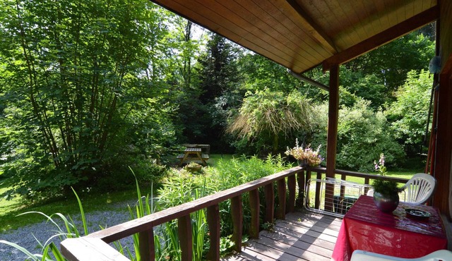 Forest Cottage With Ponds