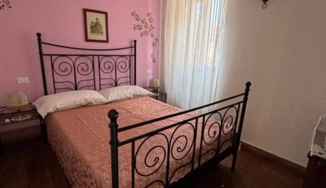 Foresteria Lombarda B & B Cà Pelitti - Room with French bed