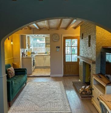 Foresters Cottage, Cosy FamilyComfort and LogFire