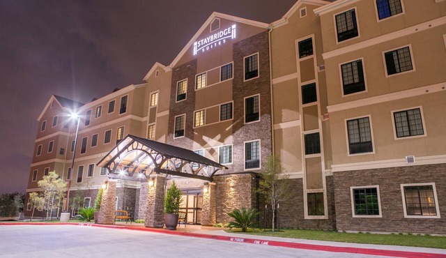 Free Breakfast + 24 Hour Business Center + Outdoor Pool | Perfect for Business Travelers!