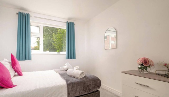 Freya`s Flat with Free Parking