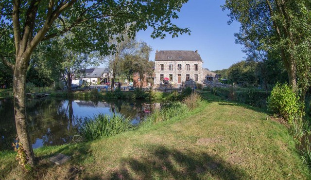 Gîtes pêche - à la ferme - "Rêve d'Eau" aux Etangs de Cendron En-Fr-Es