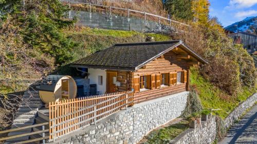 Gemütliches Chalet mit privater Sauna und schöner Aussicht mit Klimaanlage
