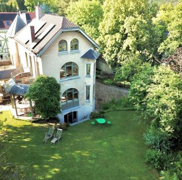 Genval-BNB-Lake