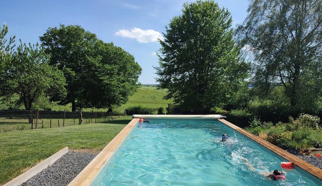 Gîte Le Floyon with swimming pool (near Maredsous)