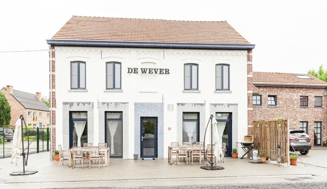 Glabbeek Family Retreat Home