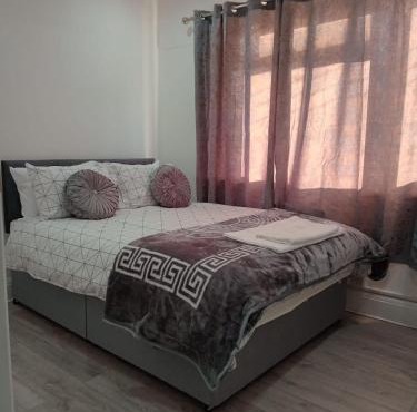 Good priced Accommodation in harrow