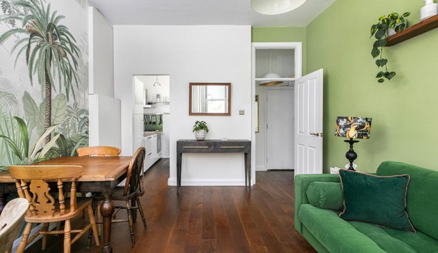 Gorgeous 2 Bed Apartment in North London