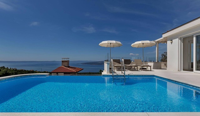 Gorgeous home in Baska Voda with sauna
