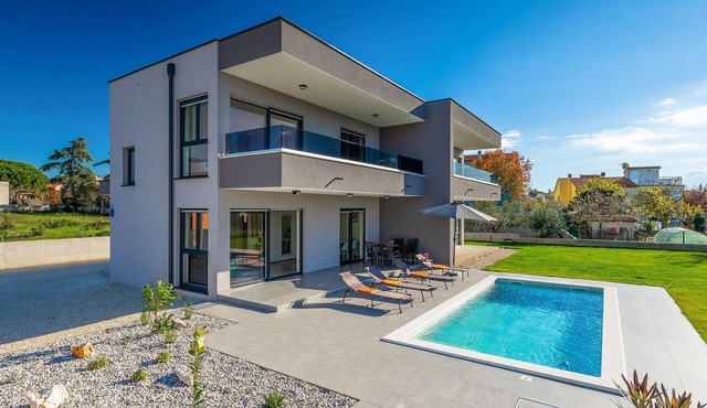 Gorgeous home in Pula