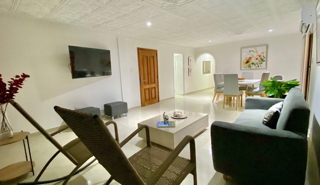 Gorgeous Home Perfect Location Close to the Ocean