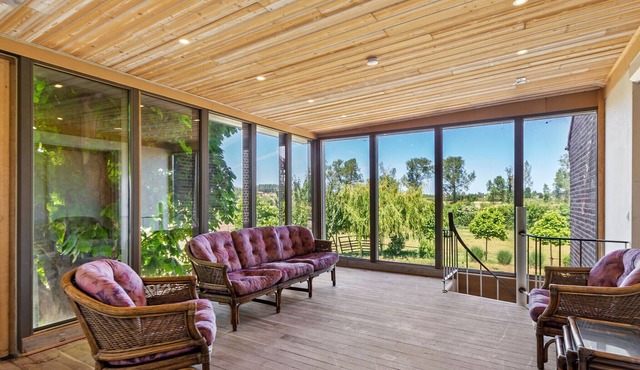 Graceful Holiday Home in Geetbets with Patio