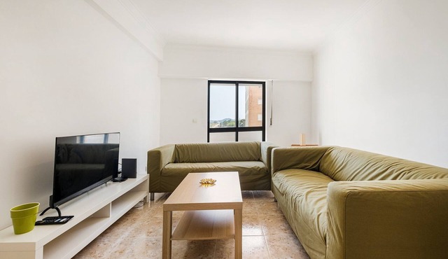 GuestReady - Chic relaxation in the suburbs