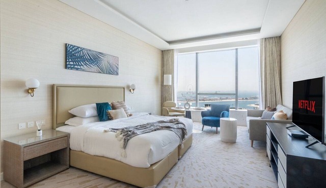 GuestReady - Bejeweled Studio at The Palm Tower
