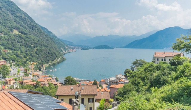 Harmony on the Lake - Two Bedroom Apartment, Sleeps 4