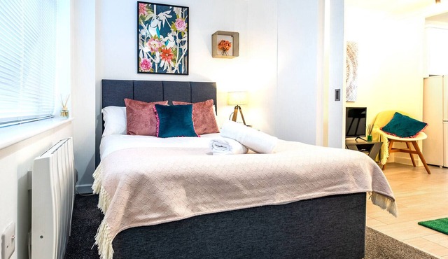 Haygarth Apartment by Pay As U Stay