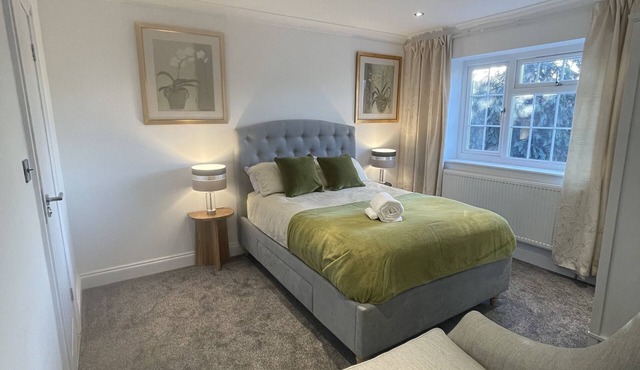 Heathrow lodge
