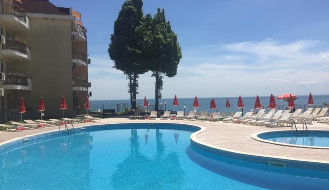 Helios Hotel