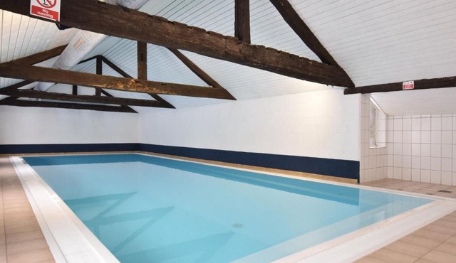 Heritage Farmhouse in Lavacherie with Jacuzzi