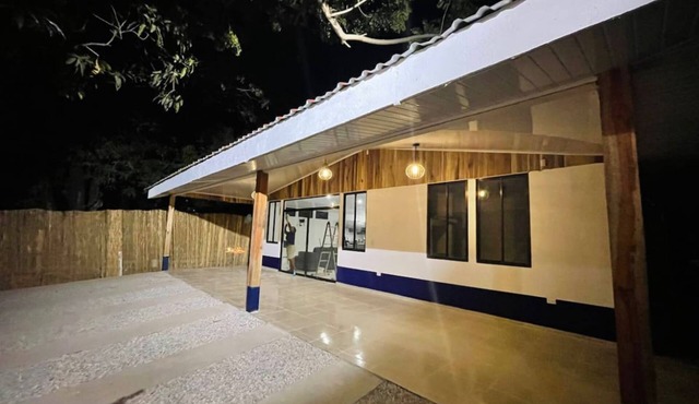 ¡hermosa Casa Completamente Nueva, Ubicada a Solo 10 min de la Playa!
