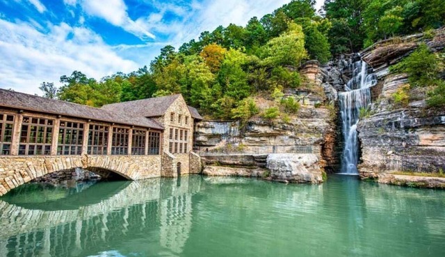 Highland Pointe - Resort Amenities - Hot tub - Central Location - Lakes!