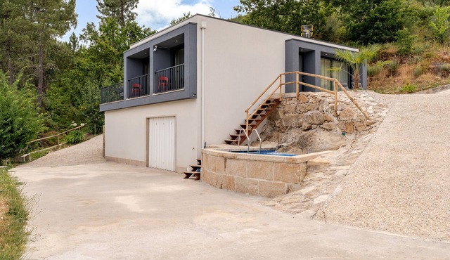 Holiday Home 'Felicidade' with Mountain View, Wi-Fi and Air Conditioning