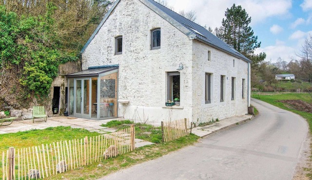 Holiday Home in Philippeville with garden