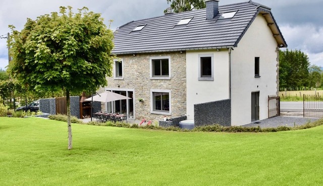 Holiday Home in Manhay near Ski Area