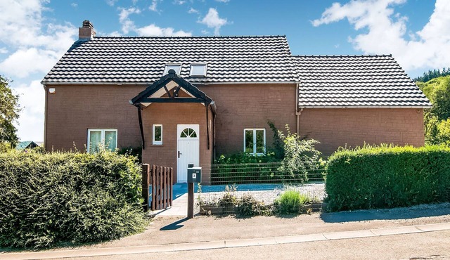 Holiday Home in Treignes for 9 Person