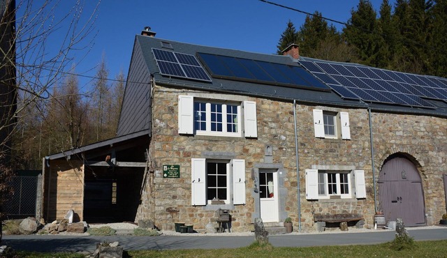 Holiday home in Viroinval with sauna