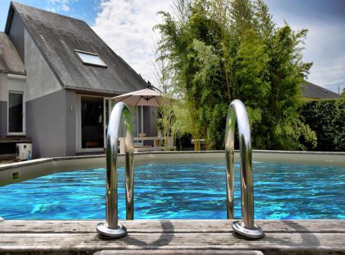 Holiday Home in Virton with swimming pool
