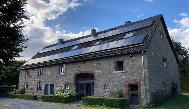 Holiday Home with Sauna in Sourbrodt