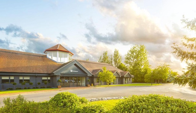 Holiday Inn Aylesbury by IHG