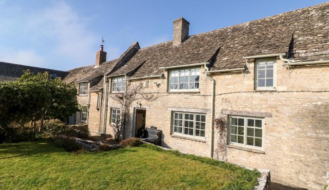 Holly Cottage
