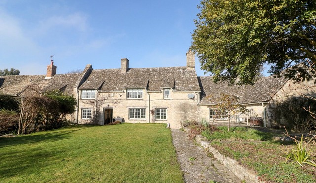 Holly Cottage