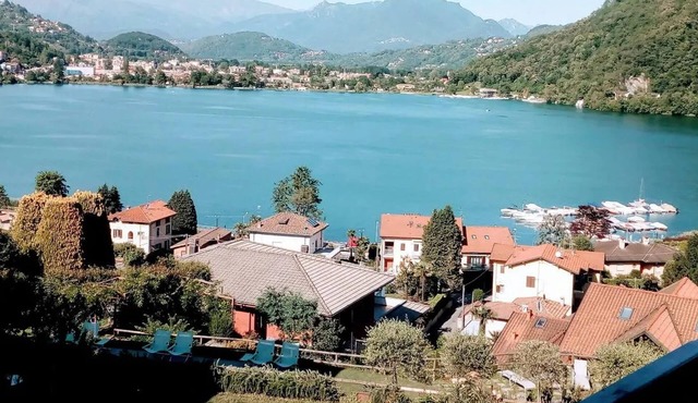 Homerez - Apartment in Lavena Ponte Tresa