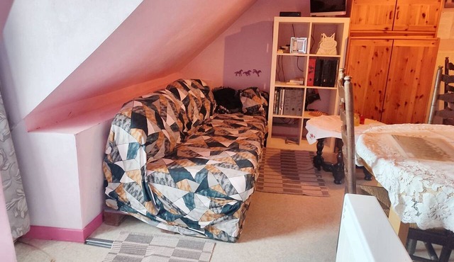 Homerez - Apartment in Estinnes.