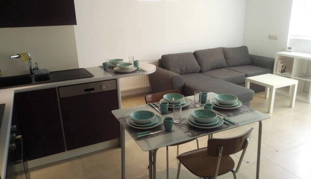 Homerez - Apt in Waterloo