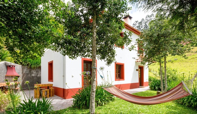 Homerez - House 12 km away from the beach for 5 ppl. with terrace at Camacha