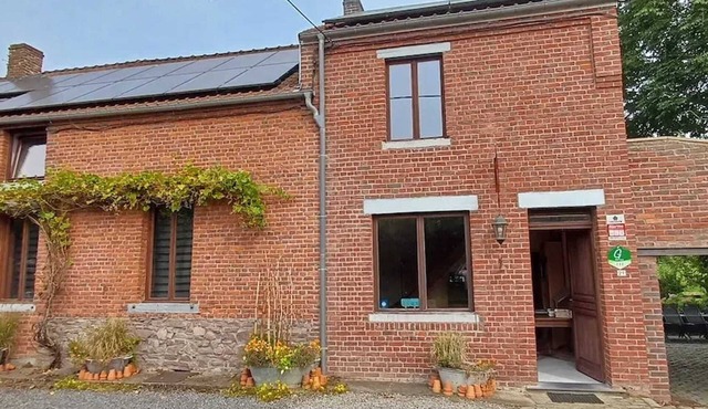 Homerez - House in Montignies-sur-Roc